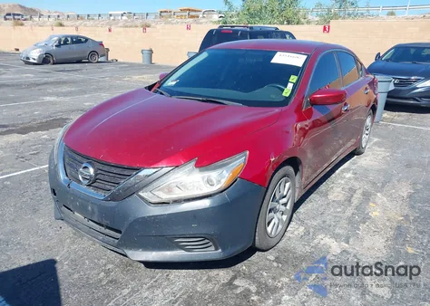 2016 Nissan Altima 2.5/2.5 S/2.5 Sl/2.5 Sr/2.5 Sv из США, поврежденный, VIN 1N4AL3AP5GC213842